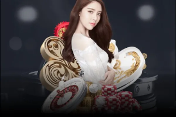 Hình ảnh nhân viên hỗ trợ khách hàng chuyên nghiệp 24/7